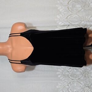 Snap Black Velvet Feel Tank Top sz Large